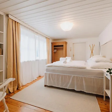 & Ruhe - Alexandra Ebensee