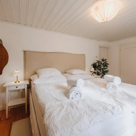 & Ruhe - Alexandra *